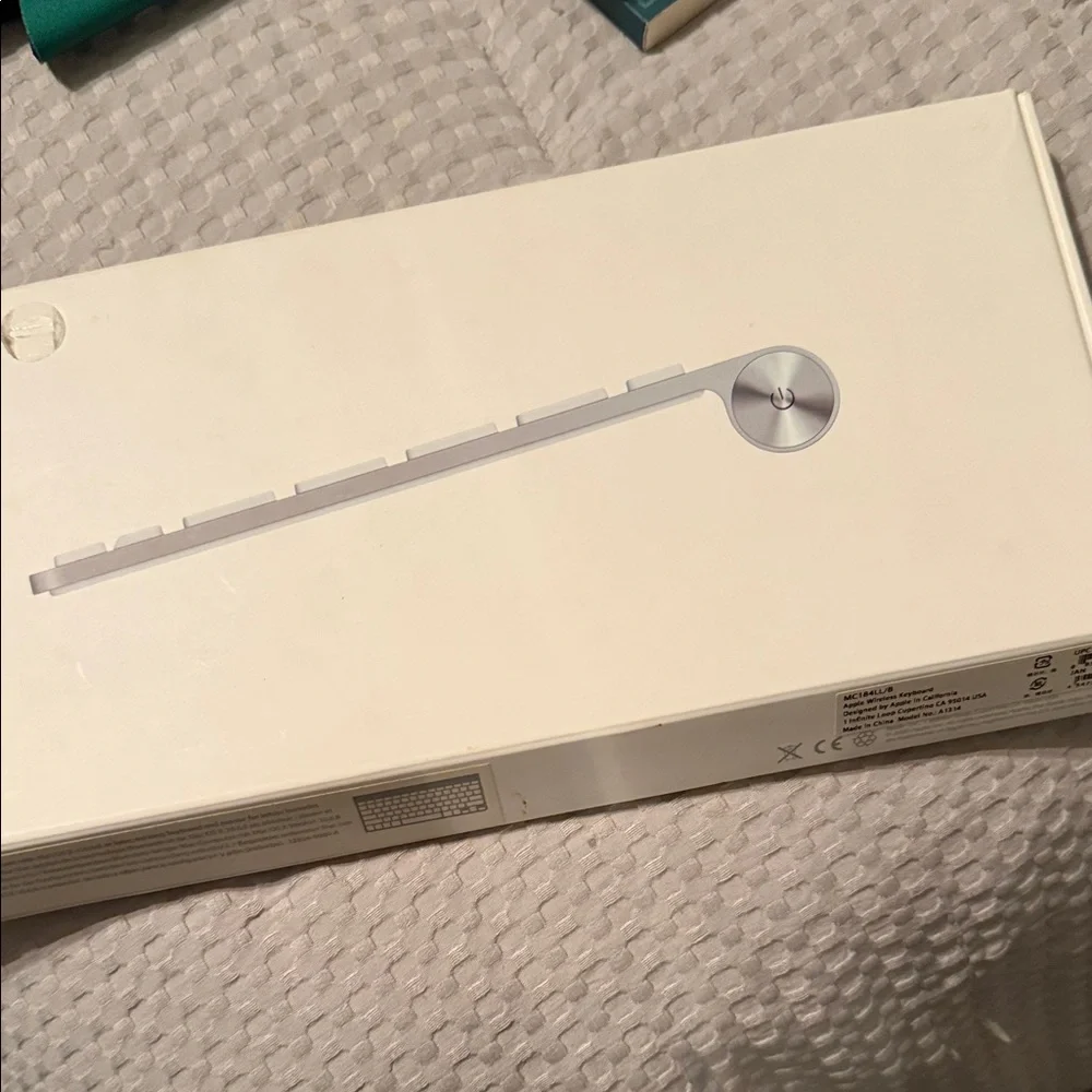 Apple Silver Wireless Keyboard